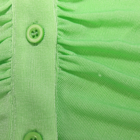 2/$15 Wet Seal Y2K Ruched Button Front Crop - Picture 4 of 4